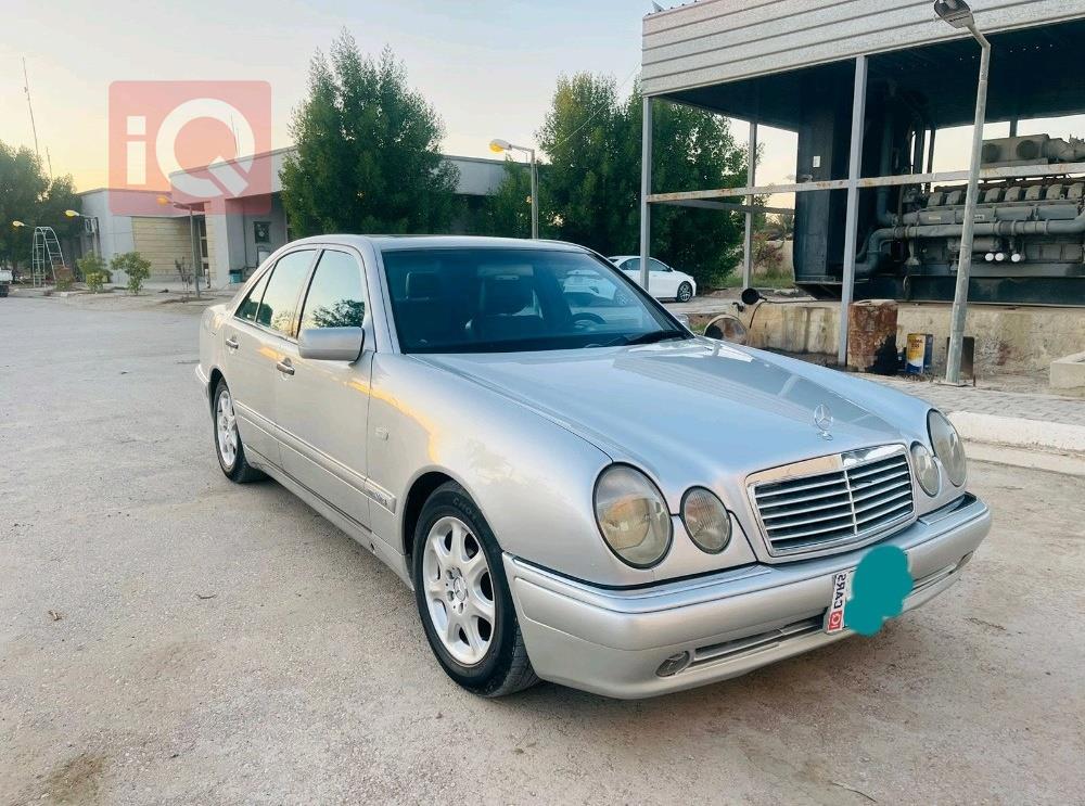 مرسيدس بنز E-Class